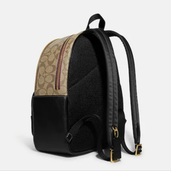 NWOT Disney X Coach Backpack
Monogram w/ Disney Villains Patches. - Picture 4 of 8